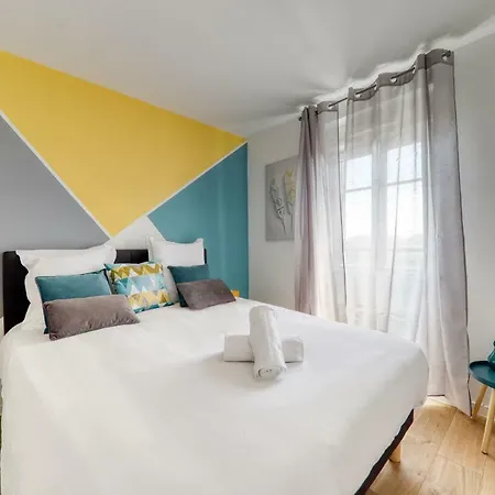 Au Carre Fleuri Apartmán *