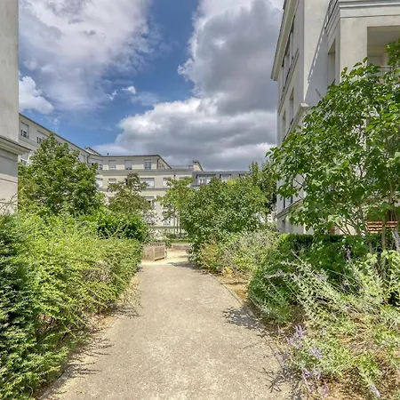 Au Carre Fleuri Apartmán Chessy (Seine-et-Marne)